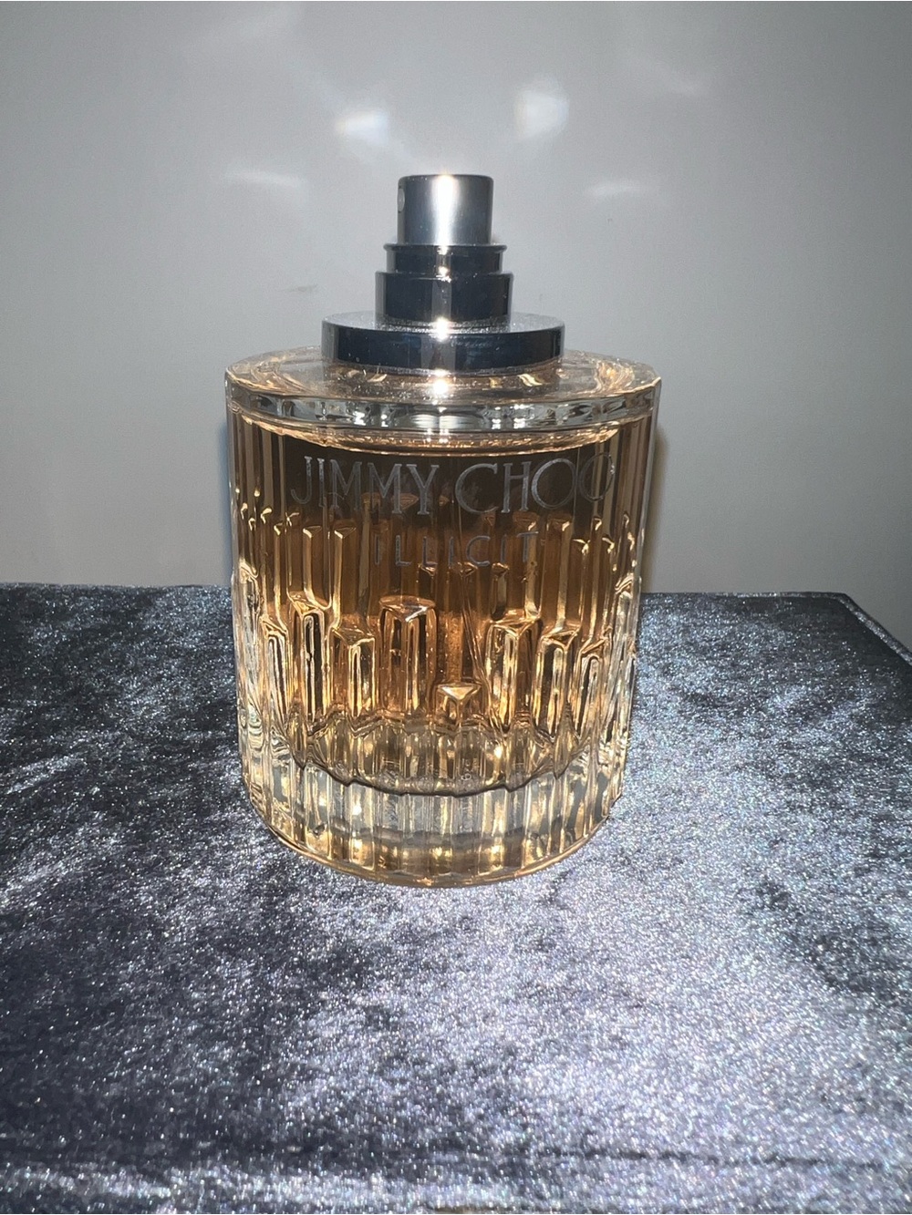 Glass bottle base